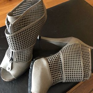 Simply Vera Vera Wang Shoes - Simply Vera wang heels Simply Vera Vera Wang Shoes - Simply Vera wang heels